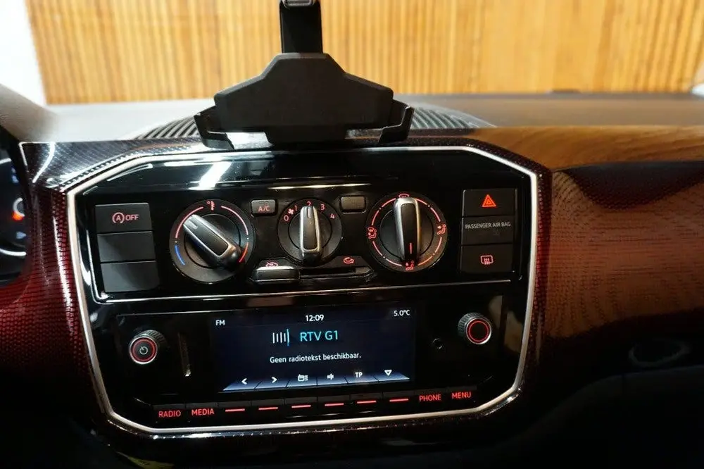 Volkswagen UP 1.0 BMT HIGH UP! uit 2020, foto 12