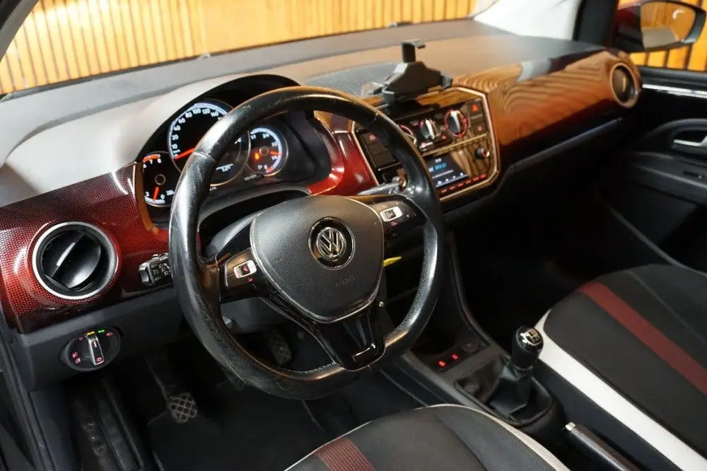 Volkswagen UP 1.0 BMT HIGH UP! uit 2020, foto 14