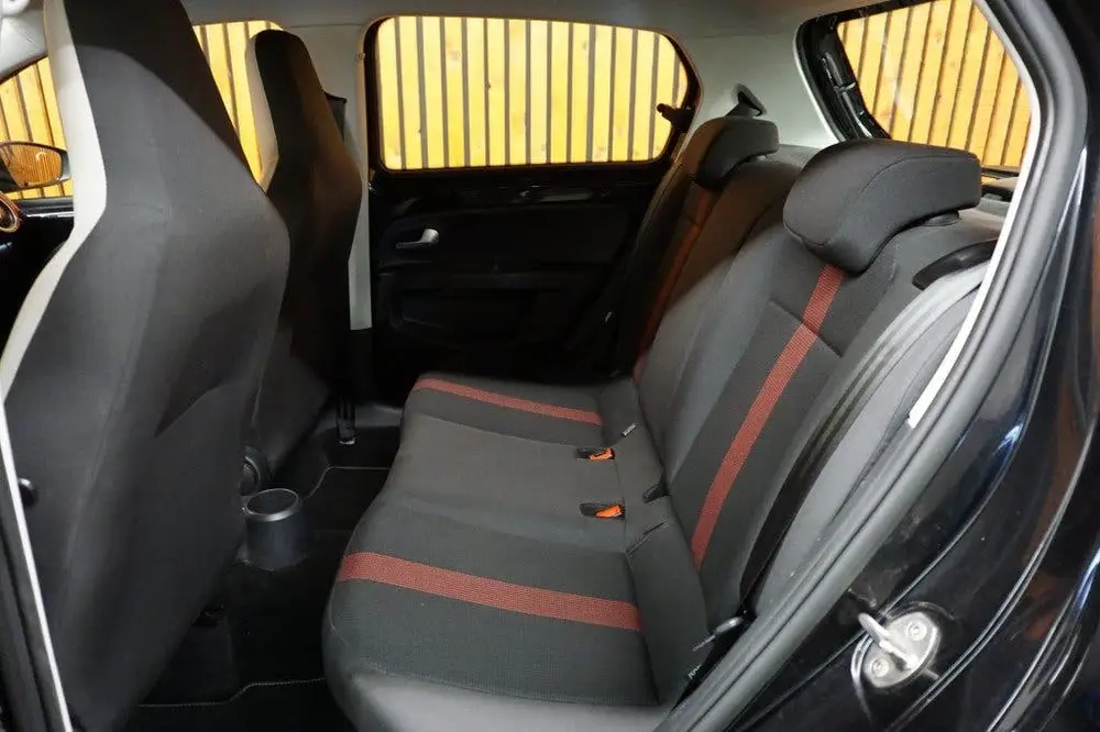 Volkswagen UP 1.0 BMT HIGH UP! uit 2020, foto 15