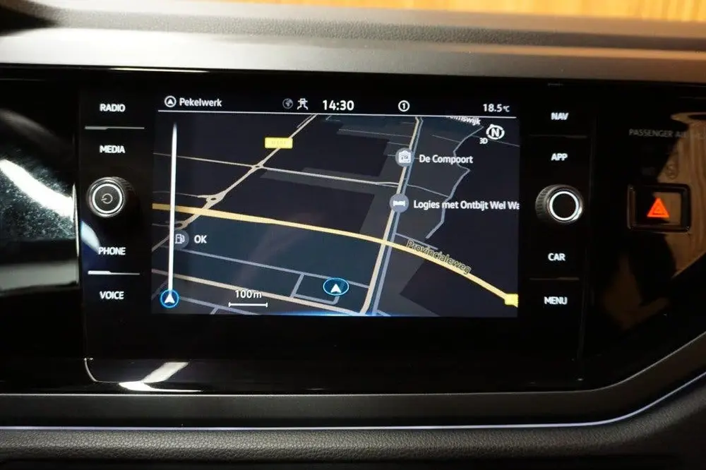 Volkswagen Polo 1.0 TSI R-LINE NAVIGATIE / APPLE CARPLAY / uit 2022, foto 16