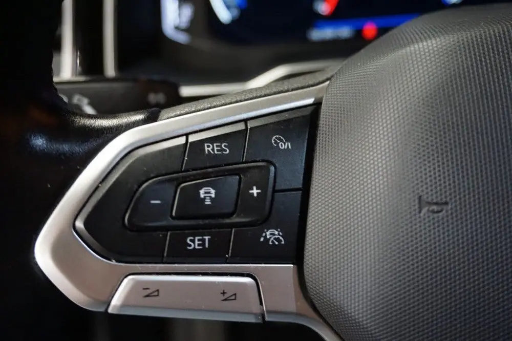 Volkswagen POLO 1.0 TSI R-LINE APPLE CARPLAY CLIMA SFEERVERL uit 2021, foto 15
