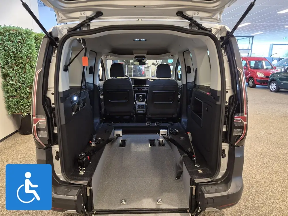 Volkswagen Caddy Rolstoelauto (Pan Amaricana) 3+1 of 5+0 uit 2023, foto 3