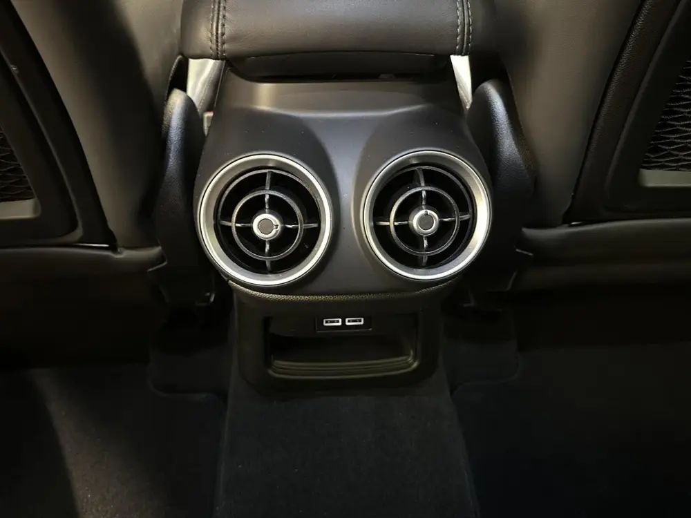Alfa Romeo Stelvio 2.0 T AWD TREKHAAK LEER NAVI CRUISE ECC. uit 2019, foto 16