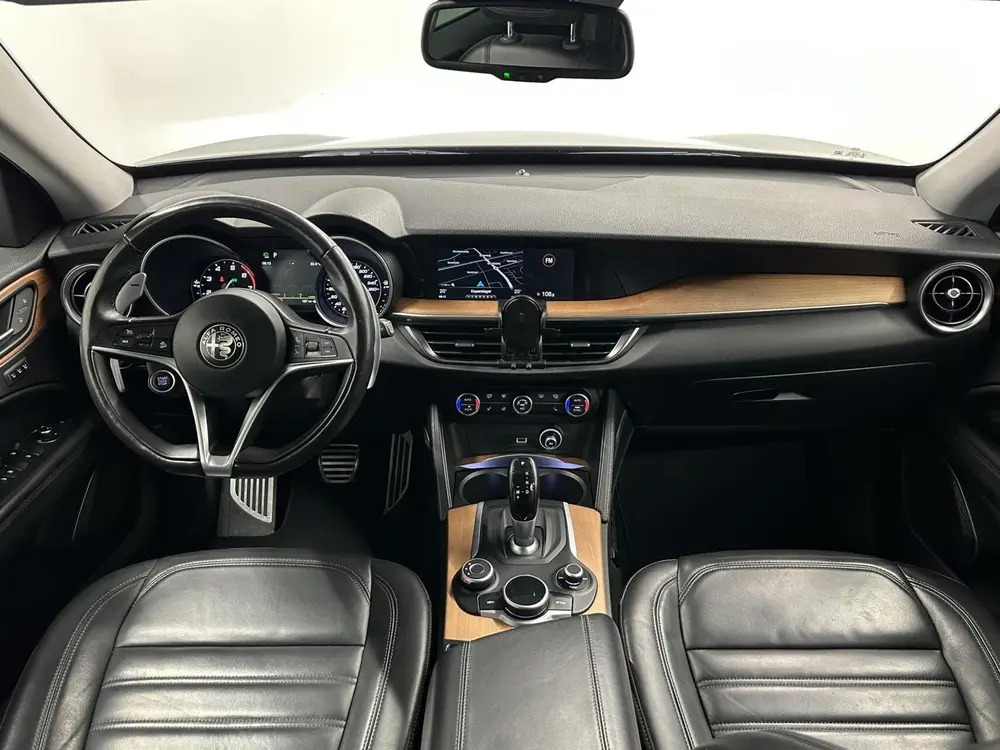 Alfa Romeo Stelvio 2.0 T AWD TREKHAAK LEER NAVI CRUISE ECC. uit 2019, foto 2