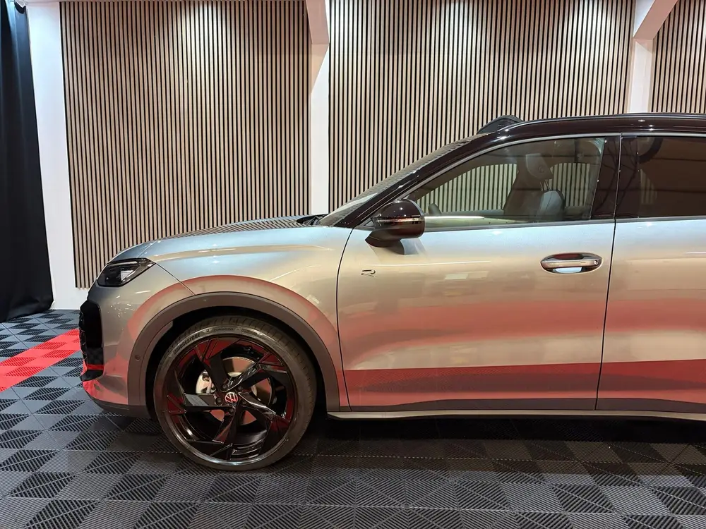 Volkswagen T-Roc 1.5 eTsi Limited Edition DSG R-Line Blackst uit 2026, foto 9