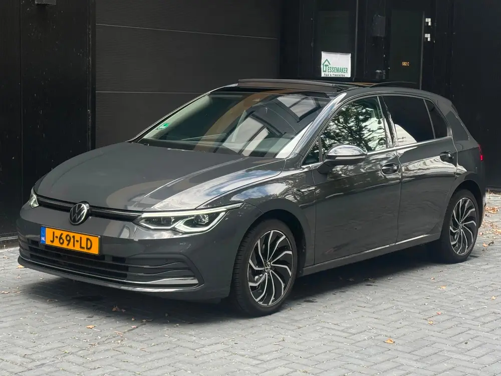 Volkswagen Golf 1.5 TSI Style PANO/MEMORY/PDC/ACC/IQLIGHT/BO uit 2020, foto 4
