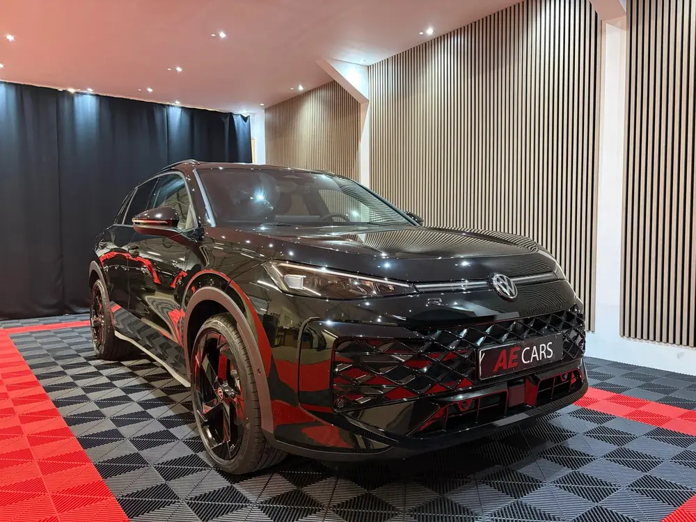 Volkswagen T-Roc 1.5 eTsi R-Line First Edition 2026 Pano Cam uit 2026, foto 2