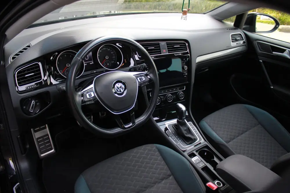 Volkswagen GOLF 1.5 TSI Highline uit 2019, foto 13