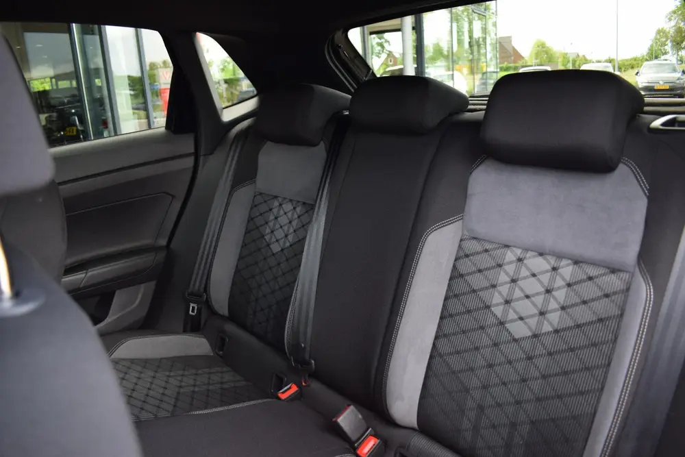 Volkswagen Polo 1.0 TSI R-Line Business | Pano | IQ | Beats uit 2023, foto 6