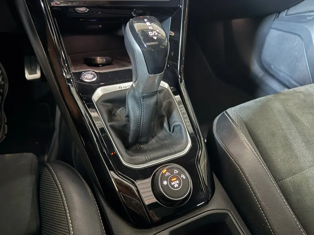 Volkswagen T-Roc 2.0 TSI 4Motion R-Line Business*Pano*Stoelm uit 2024, foto 19