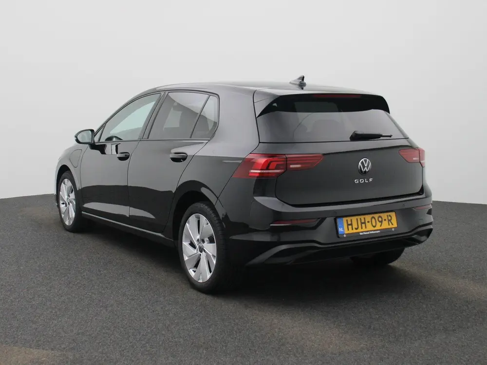 Volkswagen Golf 1.5 eHybrid Life Edition | Automaat | Naviga uit 2025, foto 2
