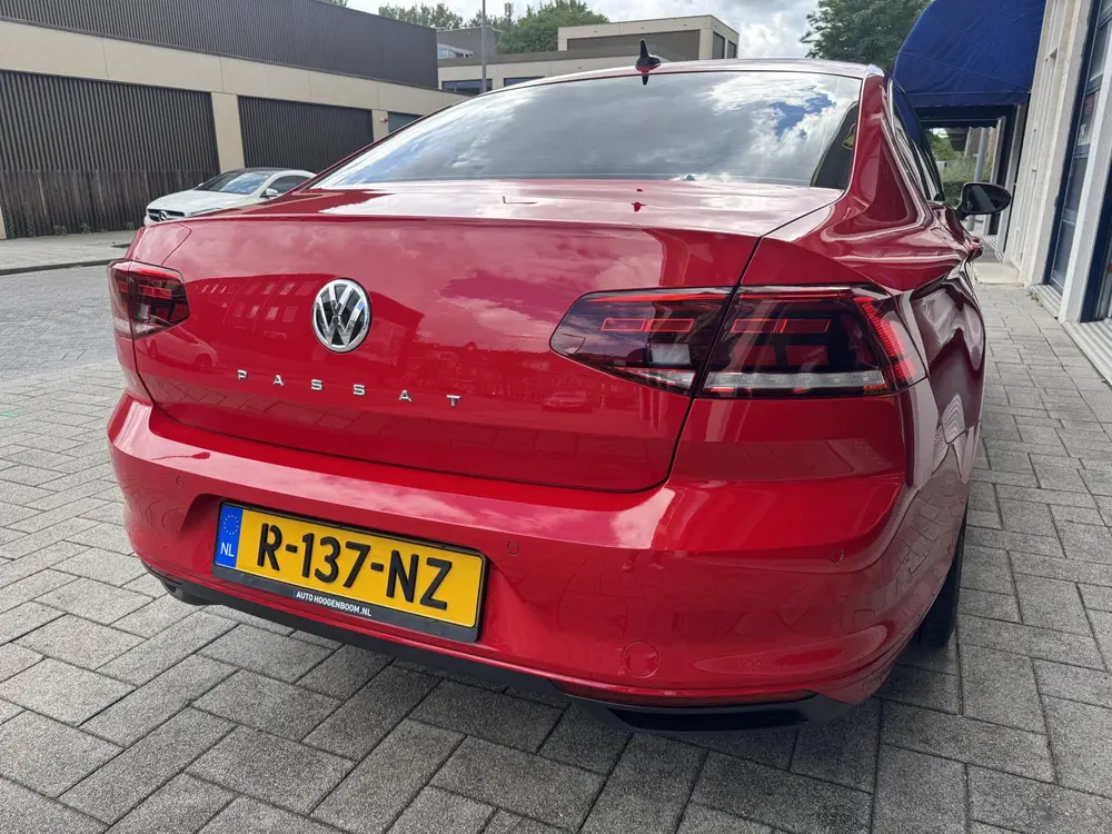Volkswagen Passat 1.5 TSI Business ACC/CARPLAY/CAMERA uit 2020, foto 6