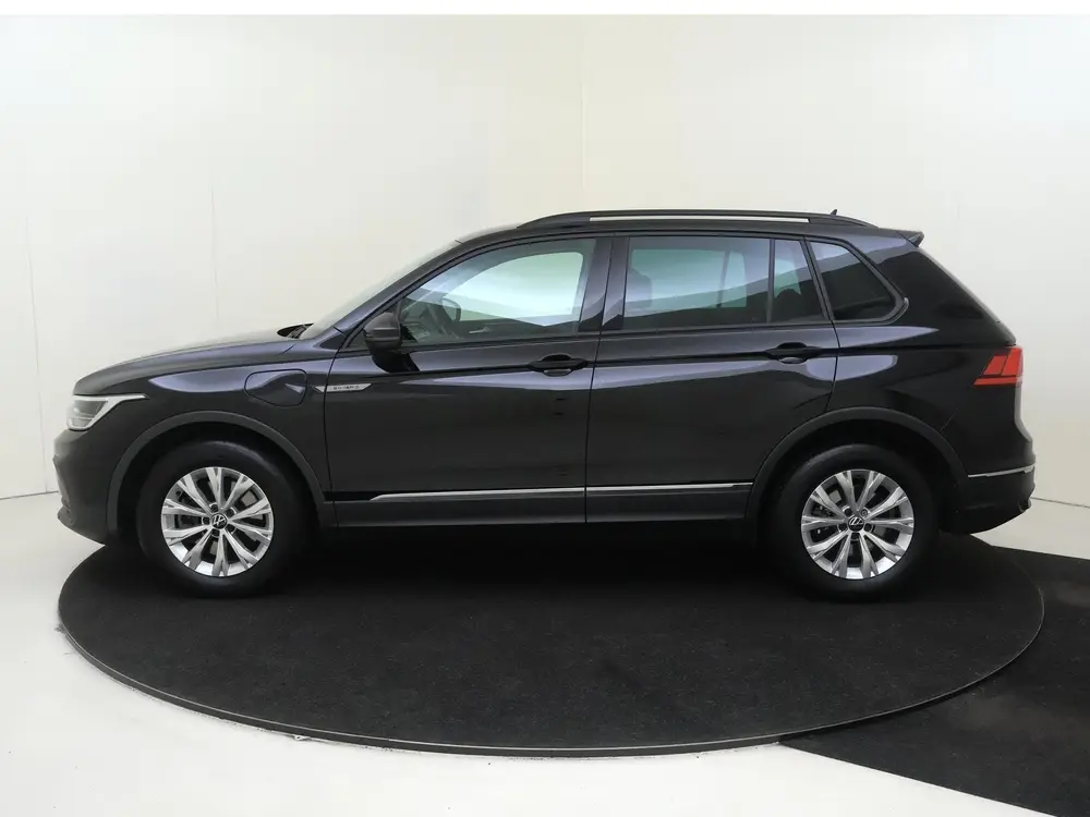 Volkswagen Tiguan 1.4 TSI eHybrid Life Navigatie | Parkeerca uit 2023, foto 8
