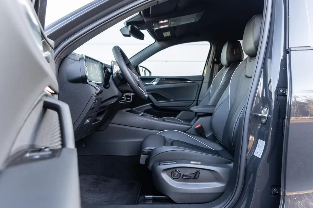Volkswagen Tiguan 1.5 eHybrid 204pk DSG Life Edition | Inter uit 2026, foto 14