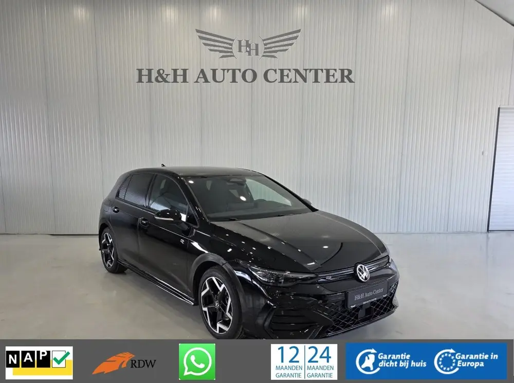 Volkswagen Golf 1.5 eTSI R-Line Edition |Black Style|Matrix| uit 2026