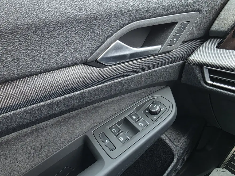 Volkswagen Golf 1.5 eTSI R-Line Edition |Black Style|Matrix| uit 2026, foto 15