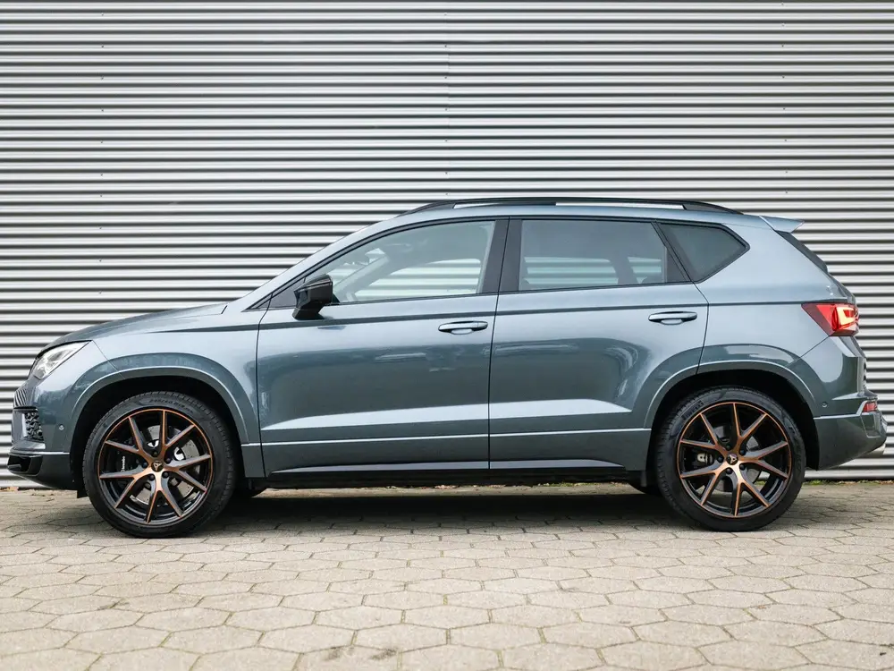 Cupra Ateca 2.0 TSI 4DRIVE PANO BREMBO BEATS KEYLESS VIRTUAL uit 2019, foto 2
