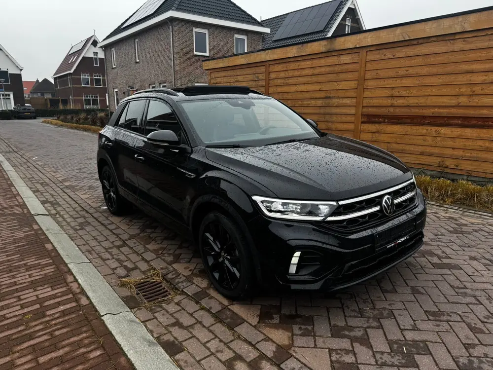 Volkswagen T-Roc 1.5 3xr-line Pano| Keyless| Cam | black uit 2022, foto 9
