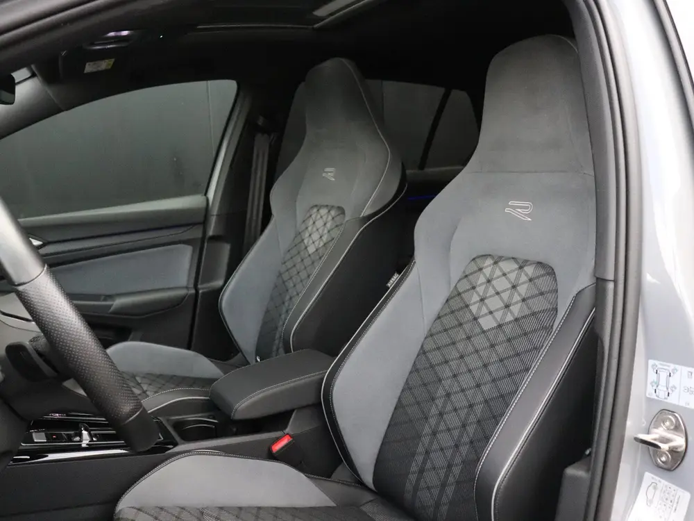 Volkswagen Golf 1.5 eTSI R-Line Business | PANO-DAK | STOEL/ uit 2024, foto 13