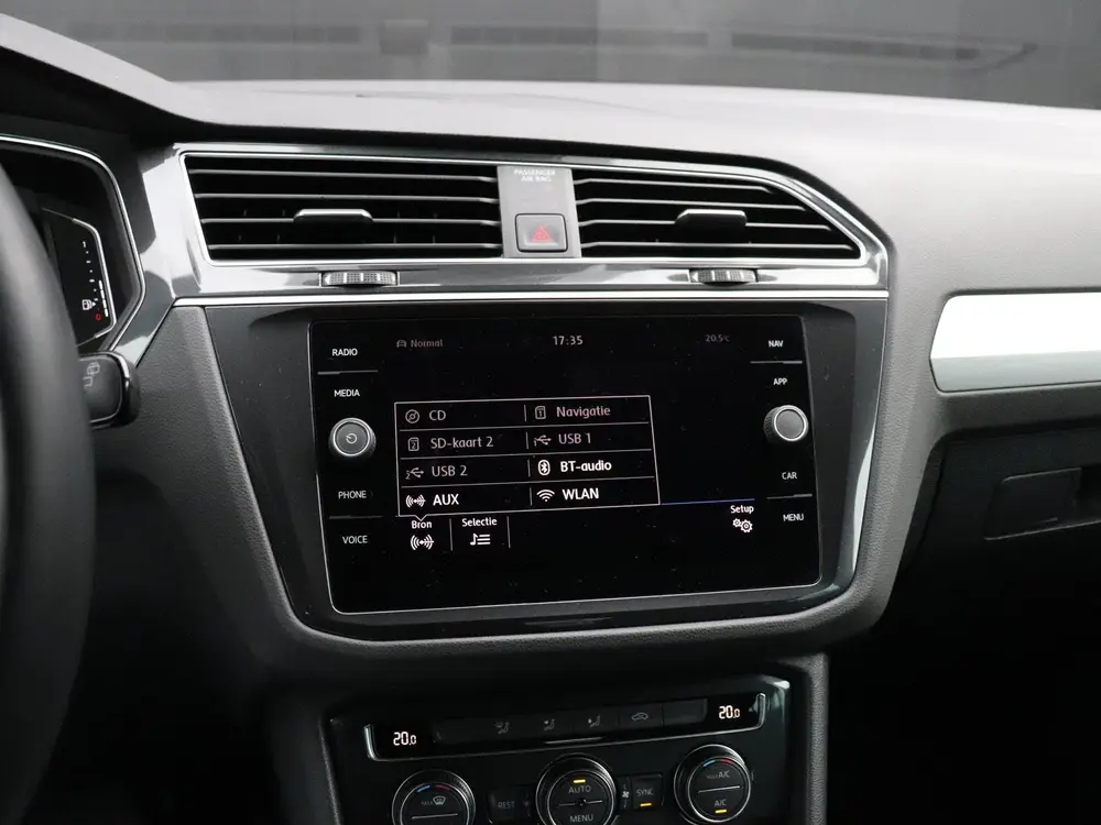 Volkswagen Tiguan 1.5 TSI R-LINE | CAMERA | ADAPT. CRUISE | uit 2020, foto 7