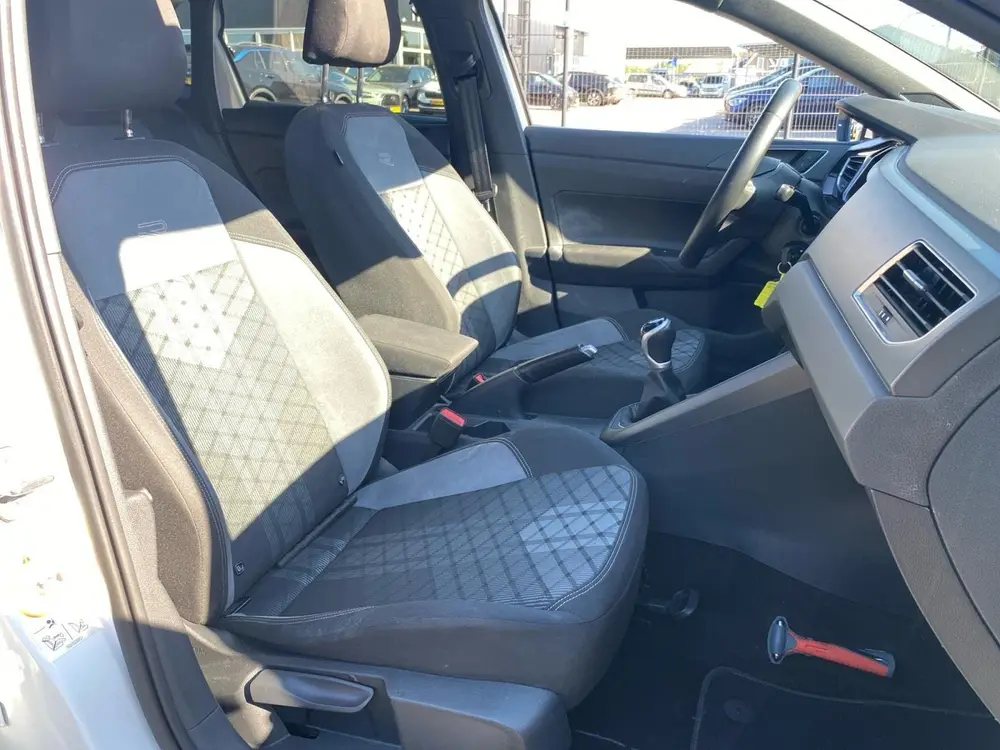 Volkswagen Polo 5-deurs 1.0 TSI R-Line NL Auto | Panodak | V uit 2023, foto 13
