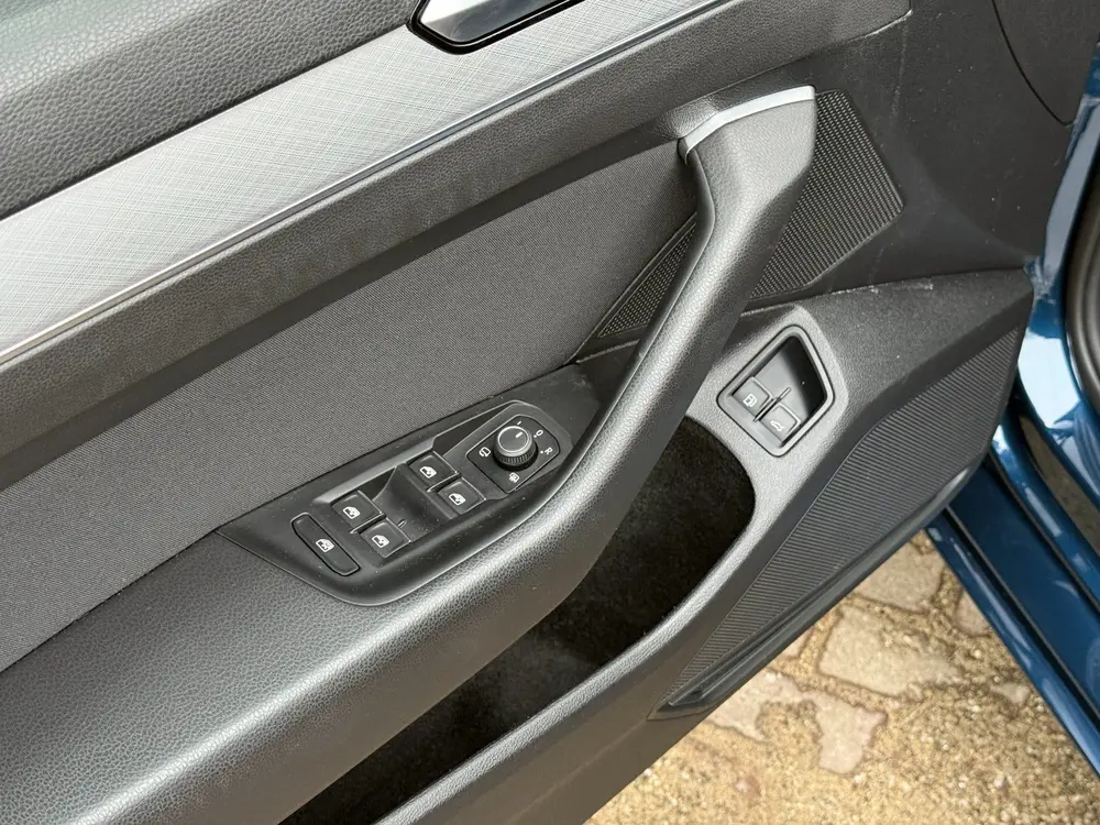Volkswagen Passat Variant 1.4 TSI PHEV GTE Business | Trekha uit 2020, foto 19