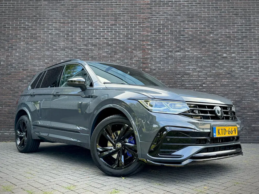 Volkswagen Tiguan R-line BLACK STYLE | E-HYBRID | 245PK | PA uit 2023, foto 2