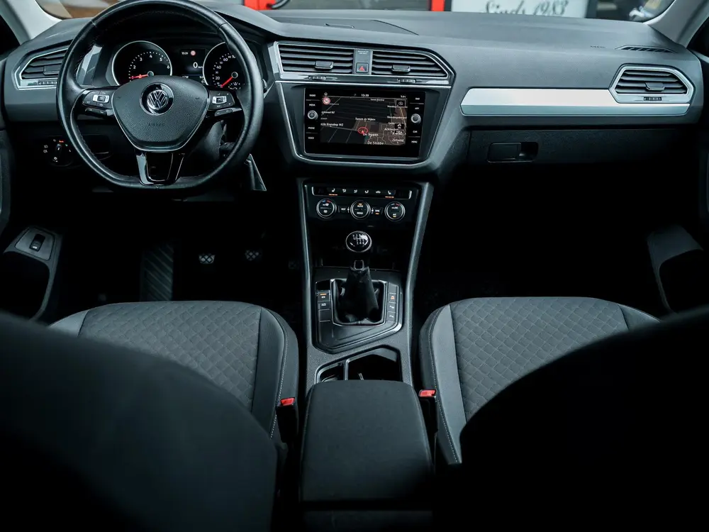 Volkswagen Tiguan 1.5 TSI Comfortline Business | Origineel N uit 2019, foto 2