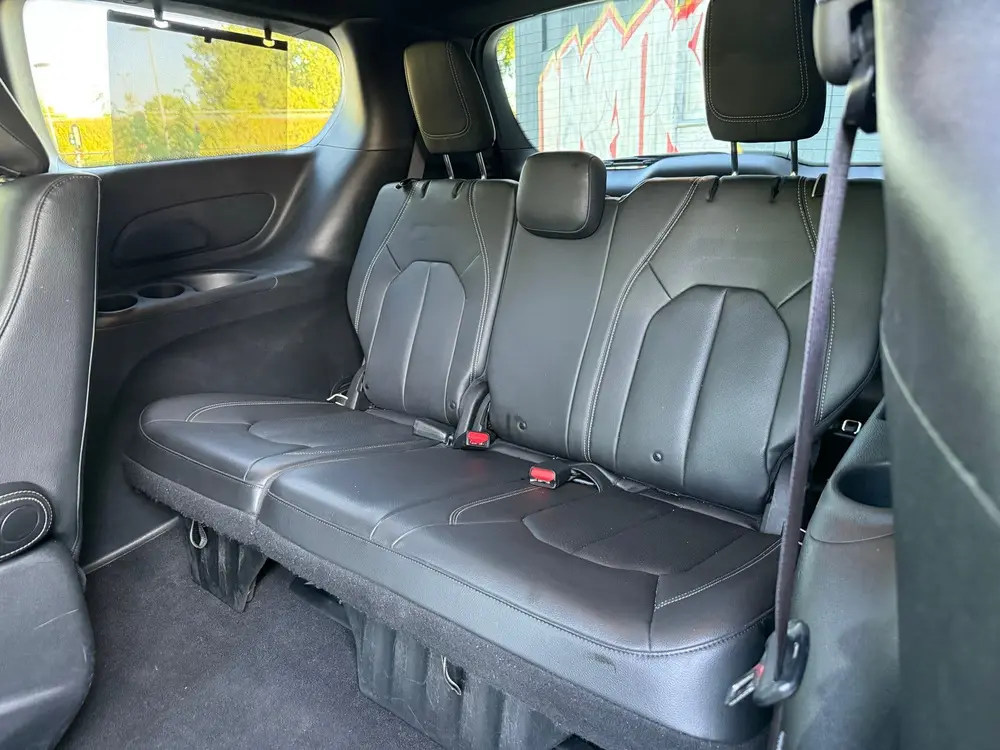 Chrysler Pacifica Pacifica S Hybrid 2020 uit 2020, foto 15