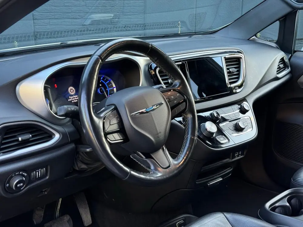 Chrysler Pacifica Pacifica S Hybrid 2020 uit 2020, foto 8