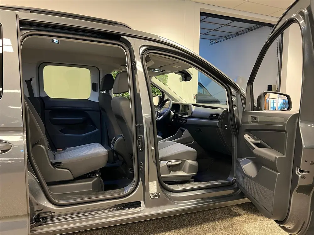 Volkswagen Caddy L1 Rolstoelauto Automaat 3+1 of 5+0 uit 2021, foto 16