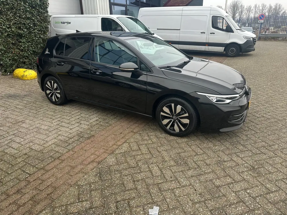 Volkswagen Golf 1.5 eTSI Life Edition,LED,Camera,App Connect uit 2025, foto 6