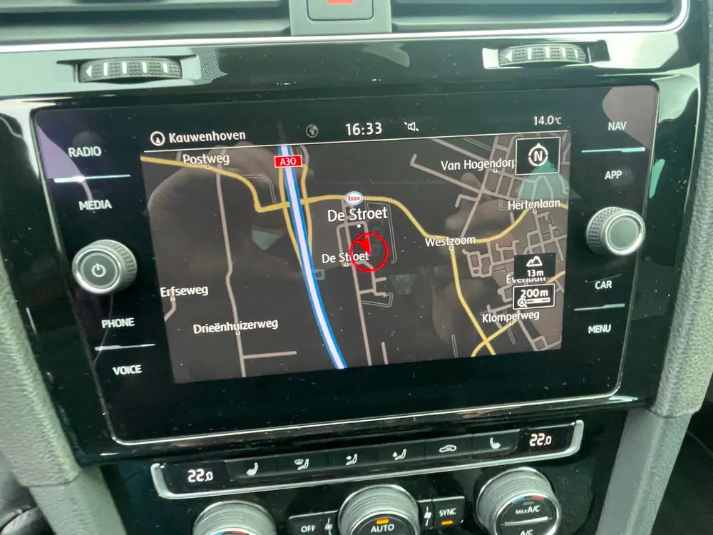 Volkswagen Golf Variant 1.5 TSI R-line | R-line interieur en uit 2019, foto 15