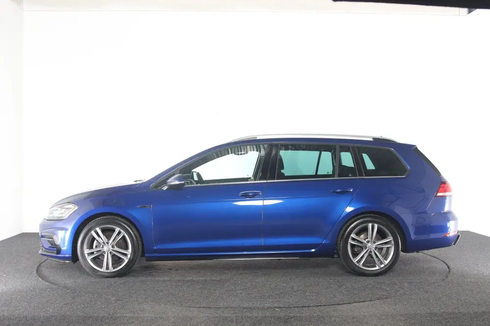 Volkswagen Golf Variant 1.5 TSI R-line | R-line interieur en uit 2019, foto 4