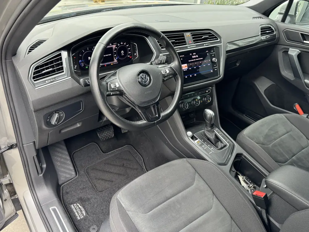 Volkswagen Tiguan 1.5 TSI 150pk DSG ACT Highline Business R uit 2020, foto 8