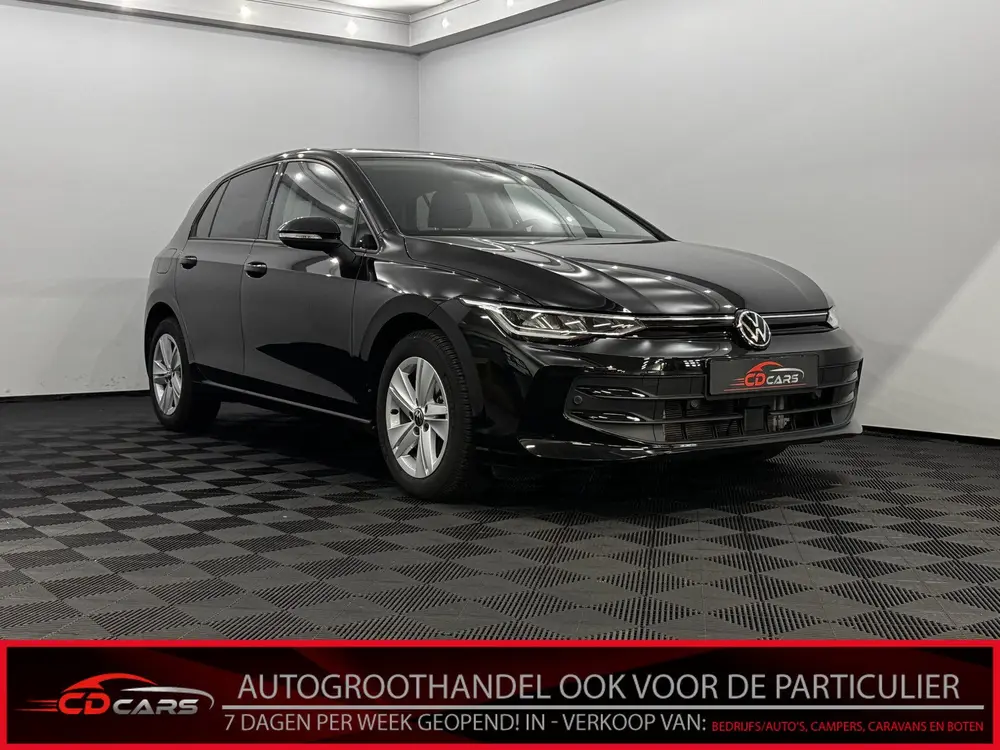 Volkswagen Golf 1.5 TSI Life Edition Clima, Apple carplay, P uit 2025