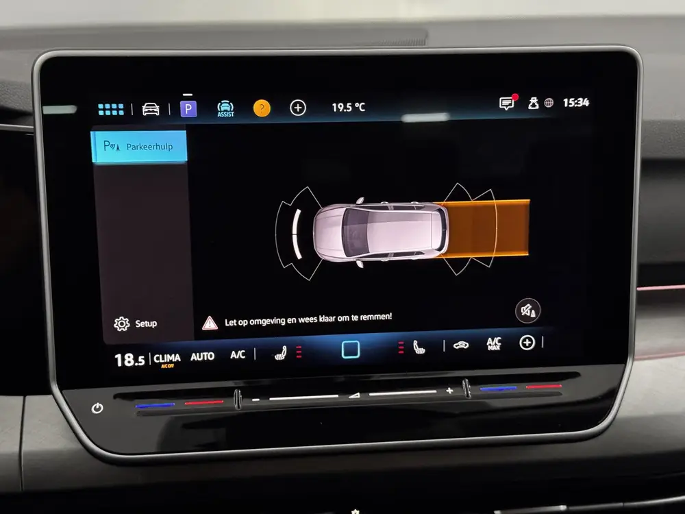 Volkswagen Golf 1.5 TSI Life Edition Clima, Apple carplay, P uit 2025, foto 19