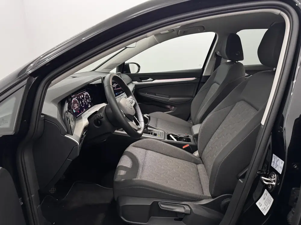 Volkswagen Golf 1.5 TSI Life Edition Clima, Apple carplay, P uit 2025, foto 7