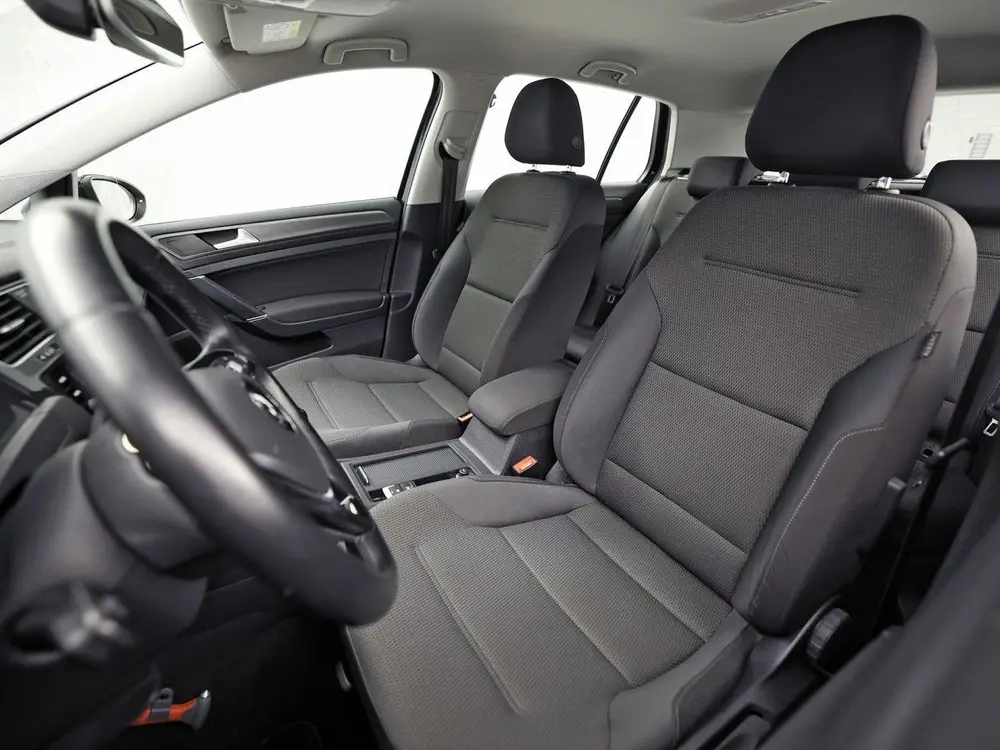 Volkswagen Golf 1.0 TSI Sportline (APPLE CARPLAY, NAP, GROOT uit 2019, foto 14