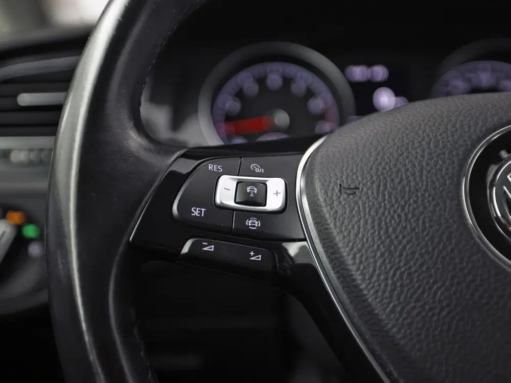 Volkswagen Golf 1.0 TSI Sportline (APPLE CARPLAY, NAP, GROOT uit 2019, foto 18
