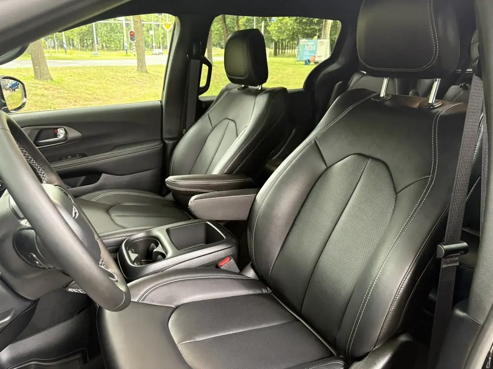 Chrysler Pacifica 3.6 V6 Hybrid ACC/360/Carplay (bj 2025) uit 2025, foto 8