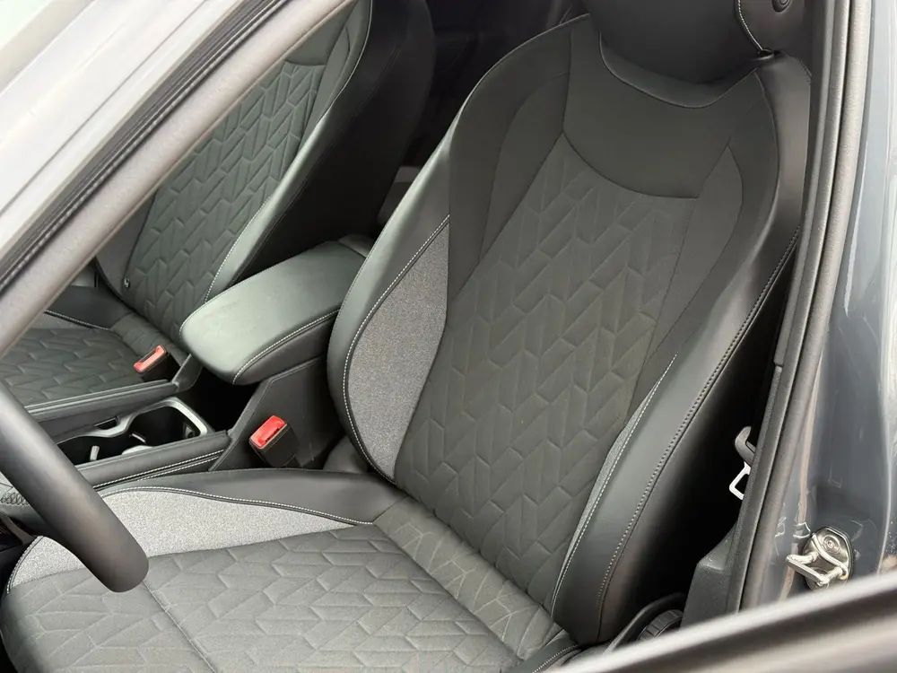 Volkswagen Tiguan 1.5 eTSI Life Edition 150pk | Trekhaak | 3 uit 2025, foto 9