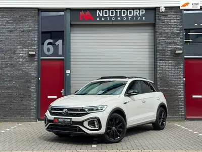 Volkswagen T-Roc 1.5 TSI 3xR-Line Pano/IQ/Keyless/Camera/vol uit 2023