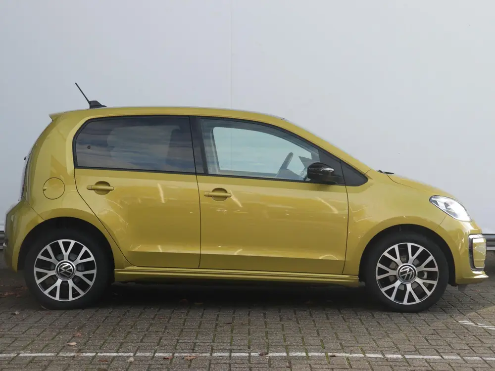 Volkswagen E-Up! e-up! Style | All-season | Achteruitrijcame uit 2020, foto 2