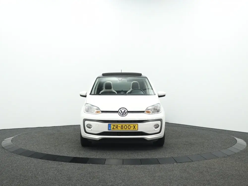 Volkswagen Up! 1.0 BMT high-up! | Panoramadak | Stoelverwarm uit 2019, foto 17