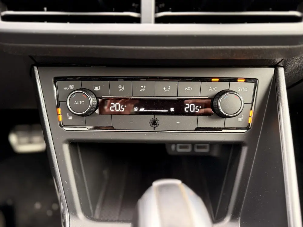 Volkswagen Polo 2.0 TSI DSG GTI Virtual Pano/Automaat/Applec uit 2020, foto 11