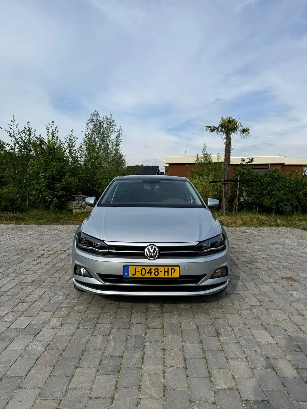 Volkswagen Polo 1.0 TSI 2020, automaat uit 2020, foto 2