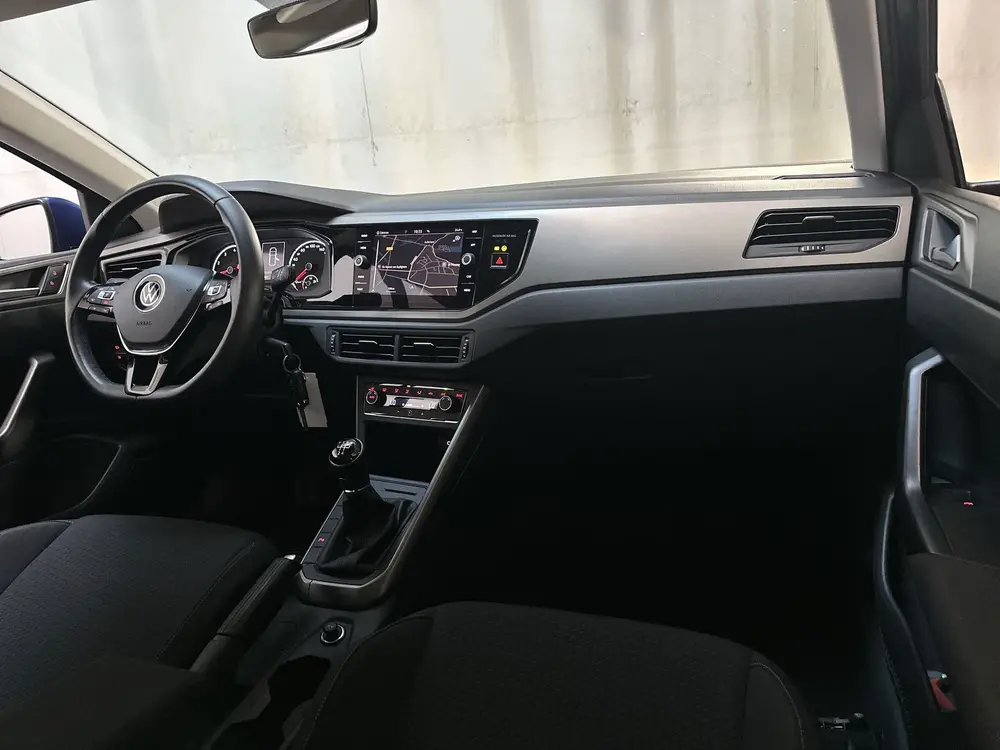 Volkswagen Polo 1.0 TSI R-Line Edition Parkeersensoren Navig uit 2021, foto 2