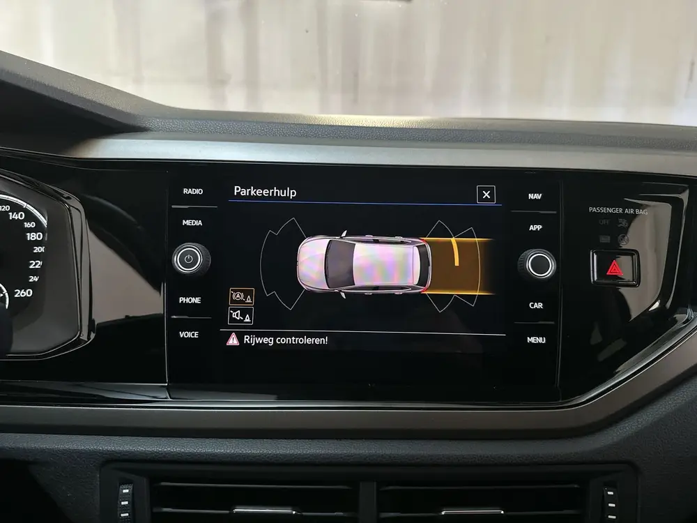 Volkswagen Polo 1.0 TSI R-Line Edition Parkeersensoren Navig uit 2021, foto 7