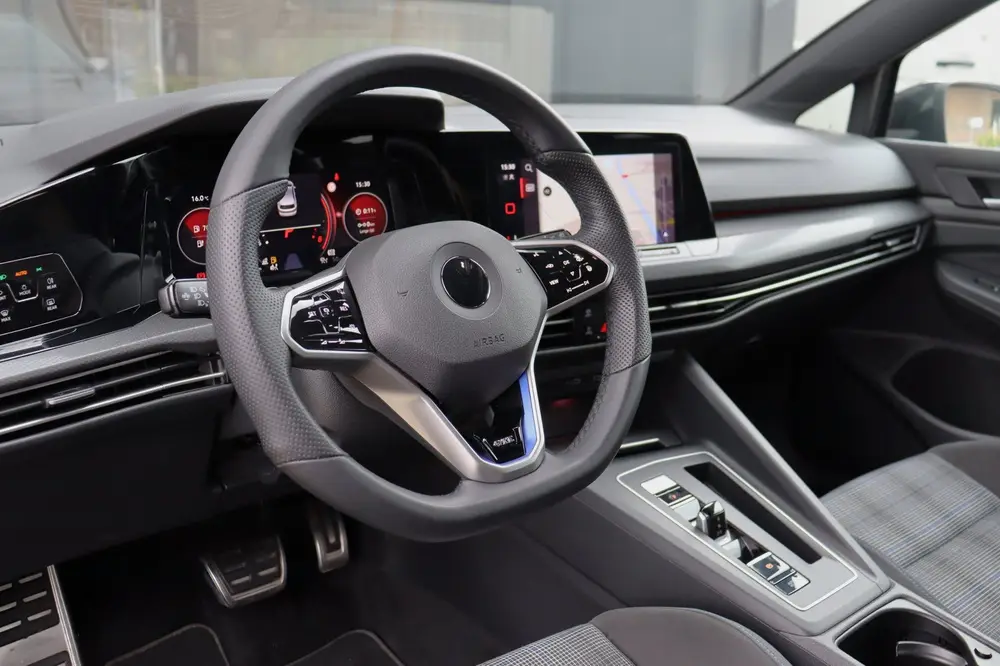 Volkswagen Golf 1.4 eHybrid GTE | Camera | Stoel/Stuur Verwa uit 2020, foto 18
